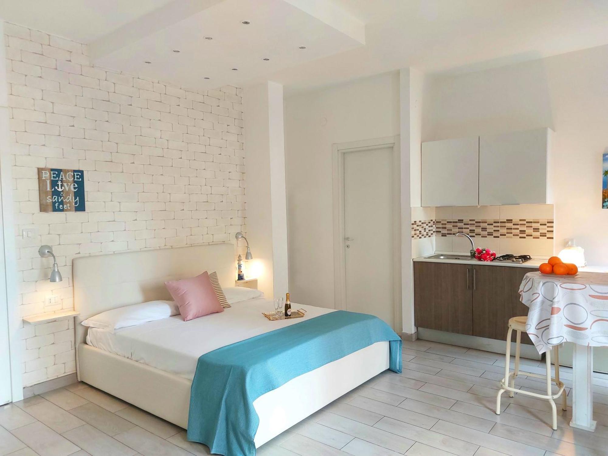 Moonlight Sorrento Studios Екстер'єр фото