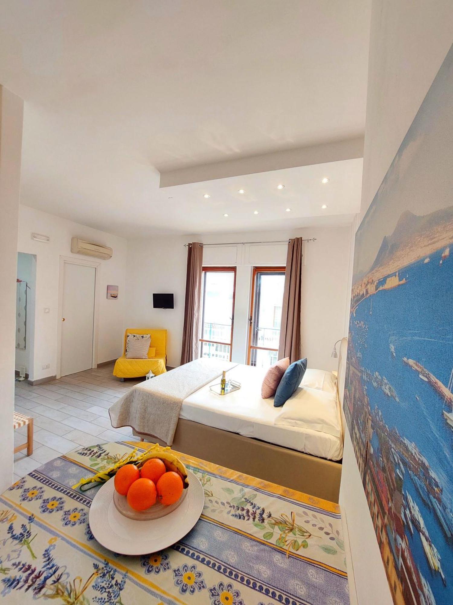 Moonlight Sorrento Studios Екстер'єр фото